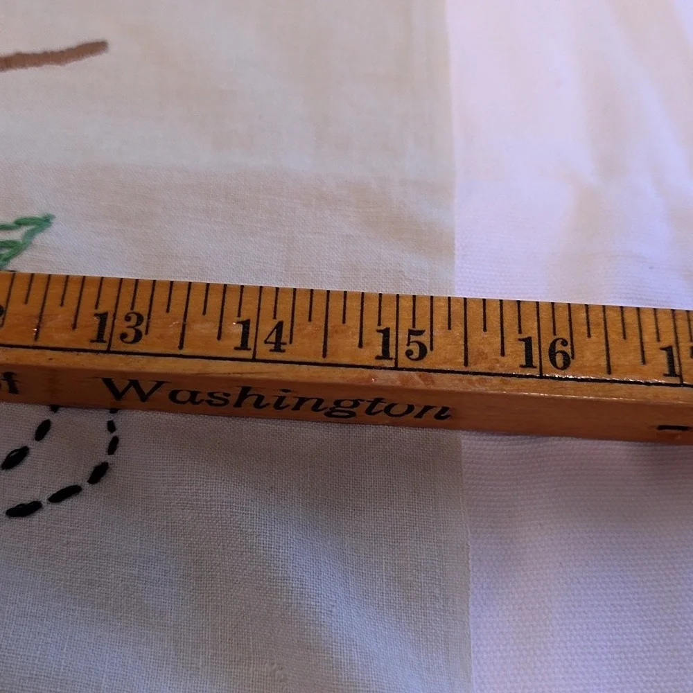 Vintage Embroidered Linens Multicolor Bird Butterfly Floral Set Craft Cutters